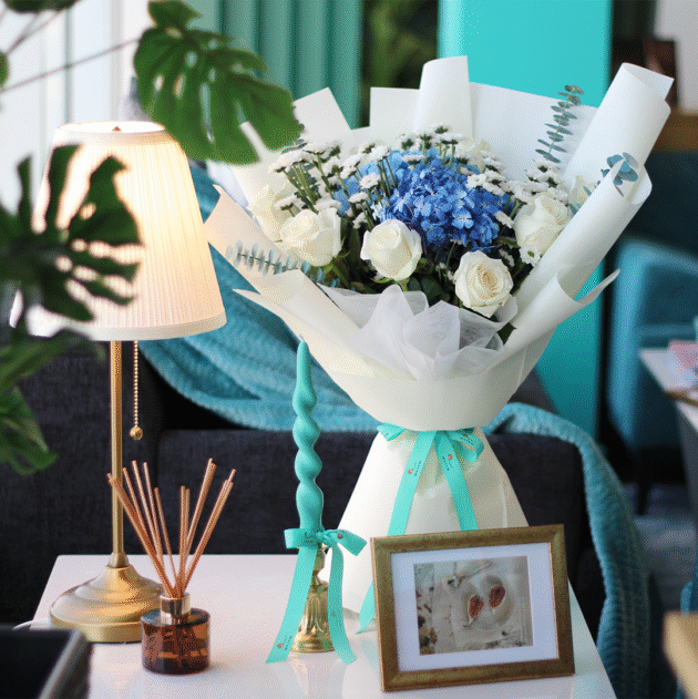 Blue Flower Bouquet 4