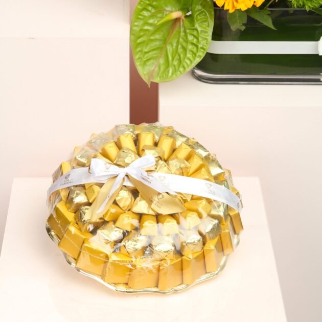 Yellow Delight with Chocolate 3