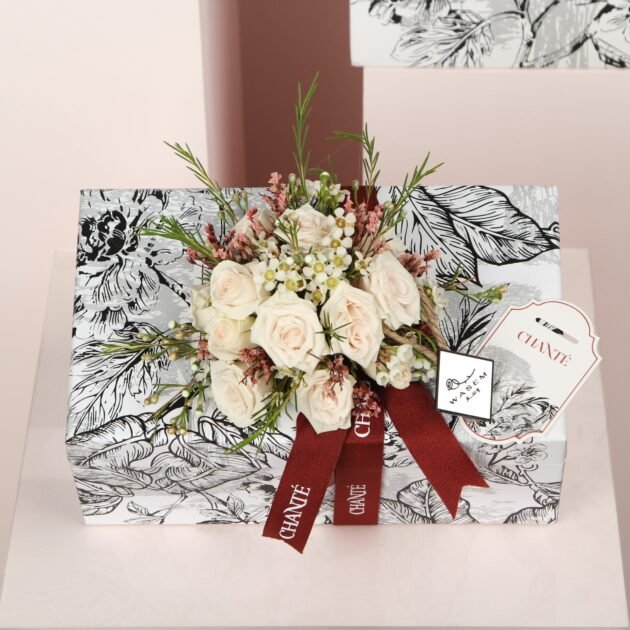 Chantilly Chocolate & Flowers 2