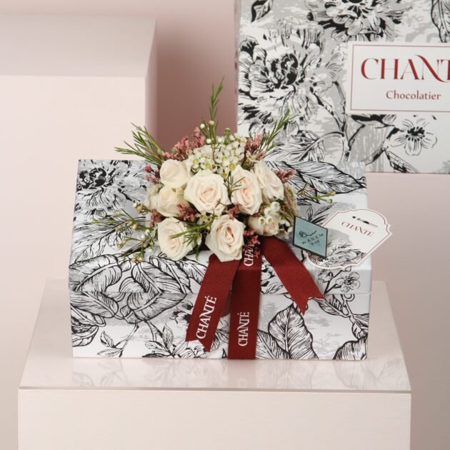 Chantilly Chocolate & Flowers 3