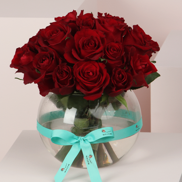 Red Damask Rose Vase 2