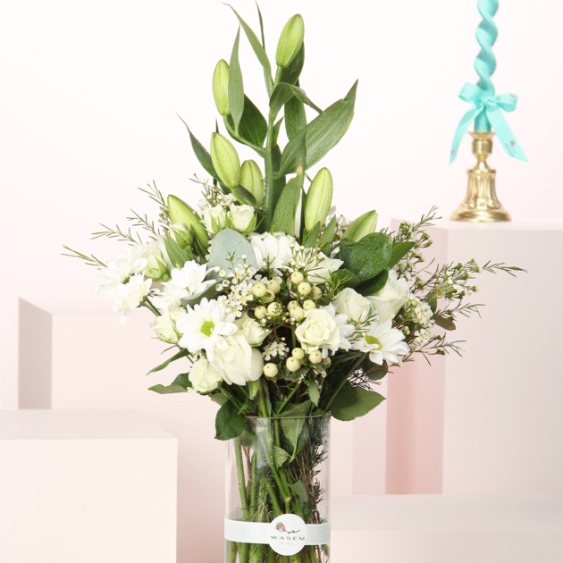 White Heart Vase 2