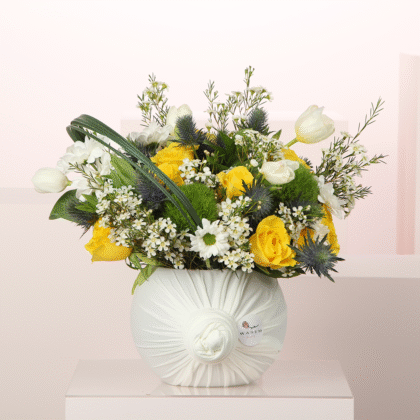 Luxury Rose Vase 1