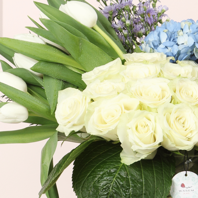 Tulip Elegance Vase 3