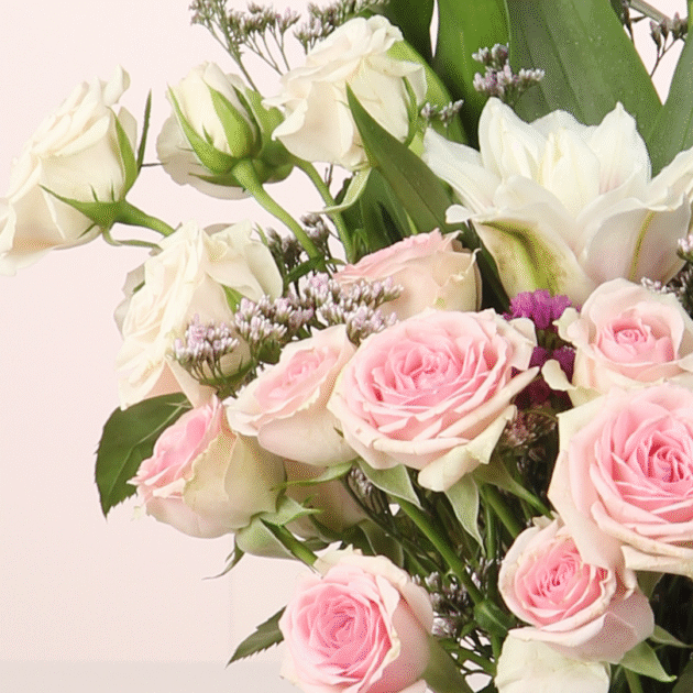 Rose Elegance Vase 4