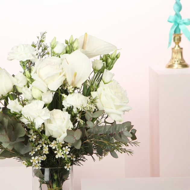 Pure Elegance Vase 3