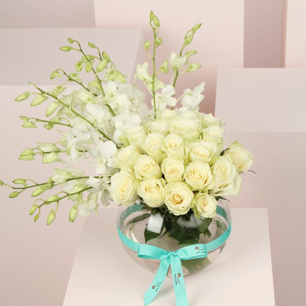 Signature Rose Vase 2