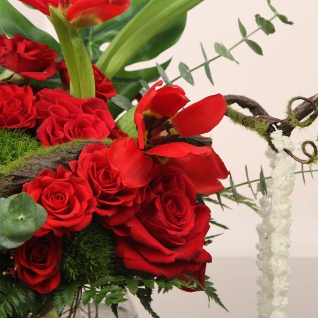 Love Flowers Vase 3