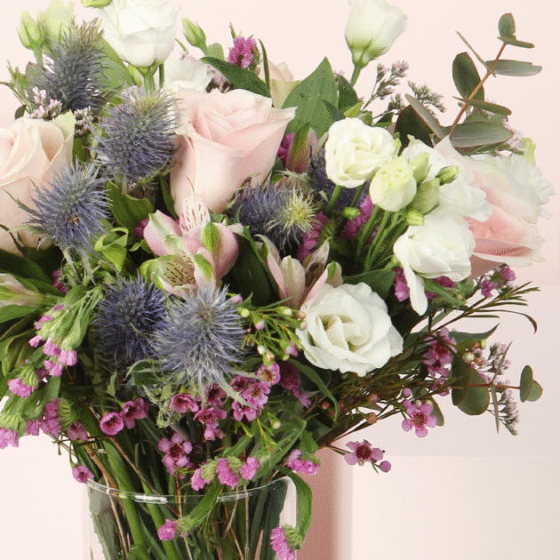 Peaceful Roses Vase 3